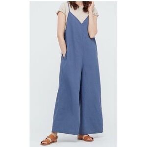Uniqlo Linen Blend Tank Top Camisole Wide Leg
Jumpsuit Romper Medium Blue V neck